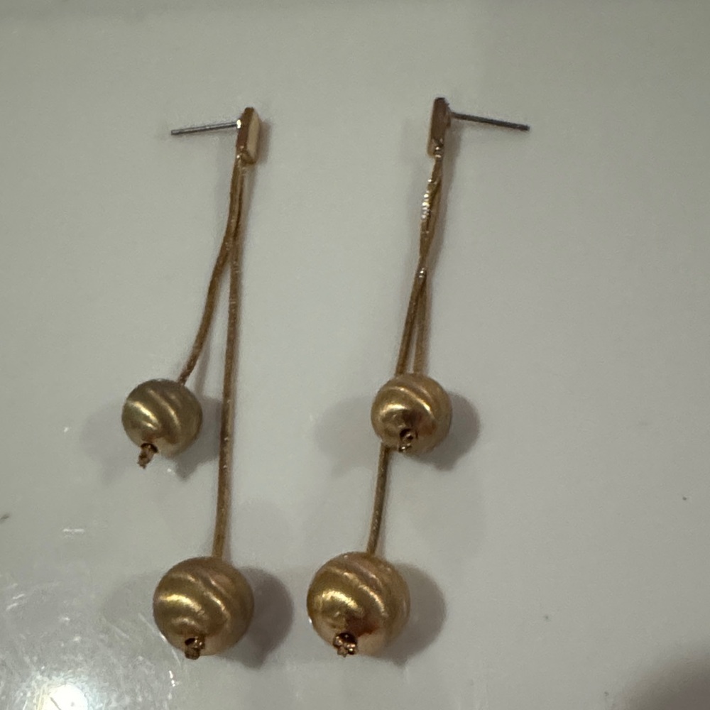 Elegant Gold Dangle Earrings